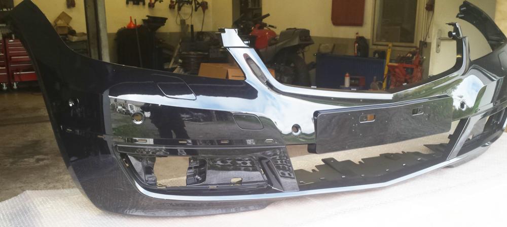 Stoßstange vorne Mercedes A-Klasse W169 (Lackiert in Kosmosschwarz Metallic 191) Neu