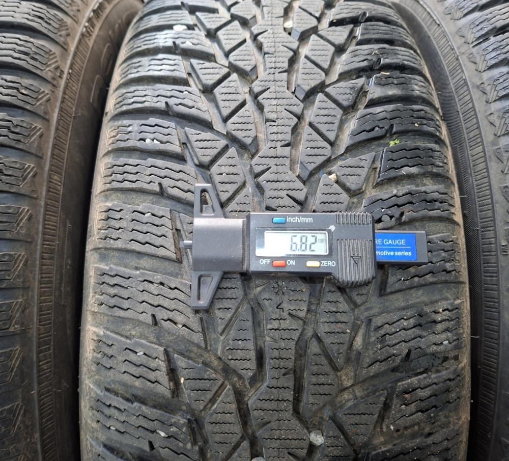 Winterrädersatz VW T5 Multivan 215/65 R 16 Gebraucht / wenig gelaufen